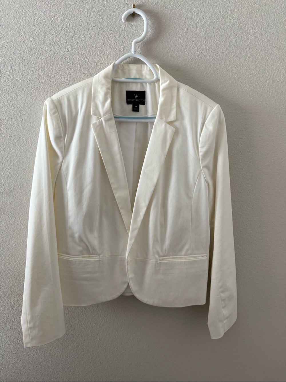 Worthington Women's Off-White Tailored Blazer